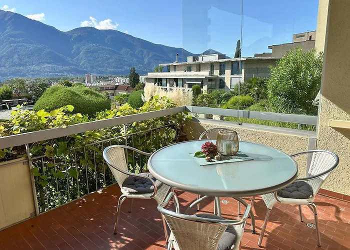 Apartment Palme 004 By Fewotessin Muralto